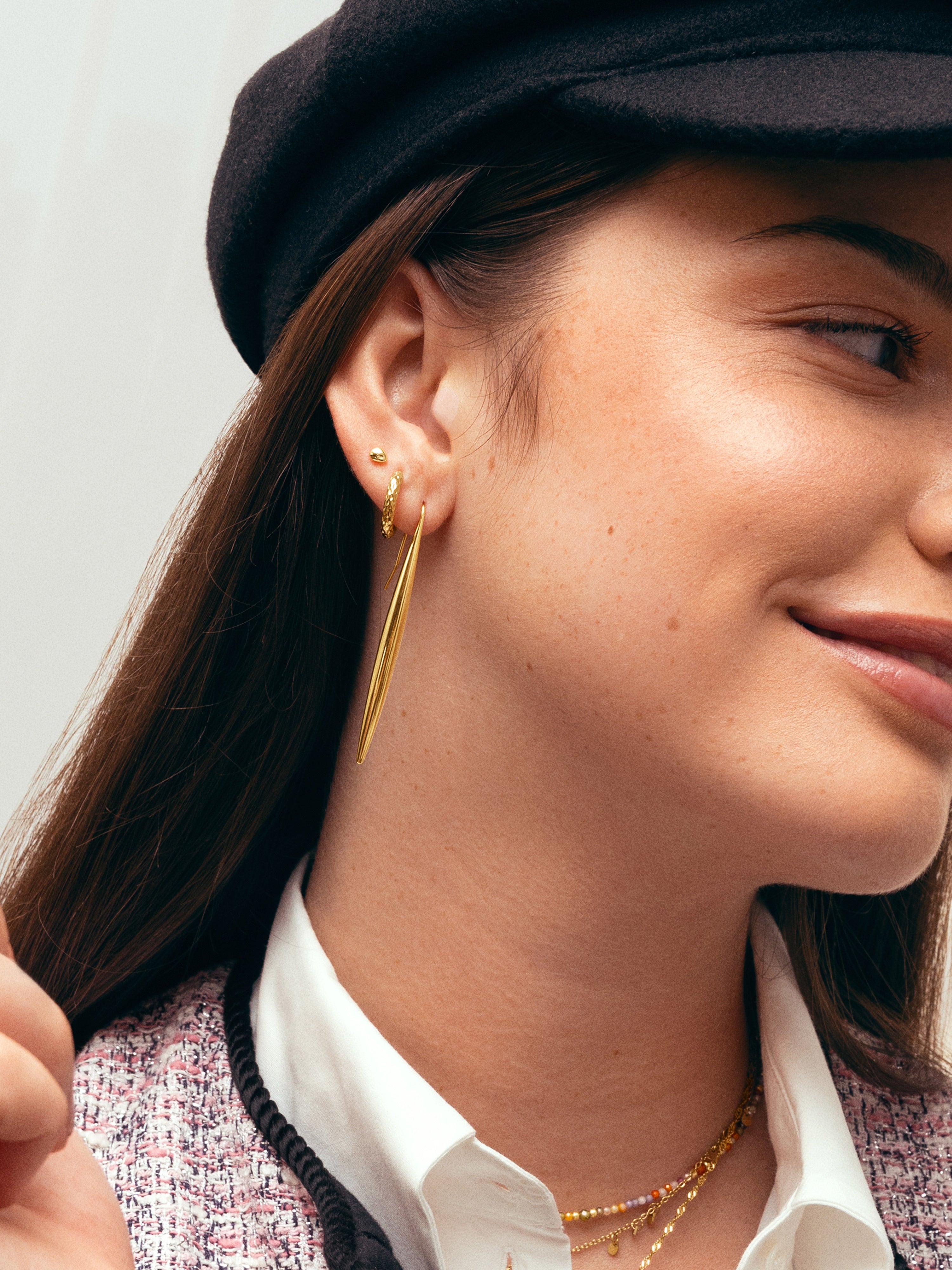 Pebble Gold Single Earring 