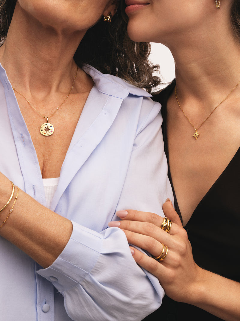 For you Mamá Gold Pack Charm and Necklace