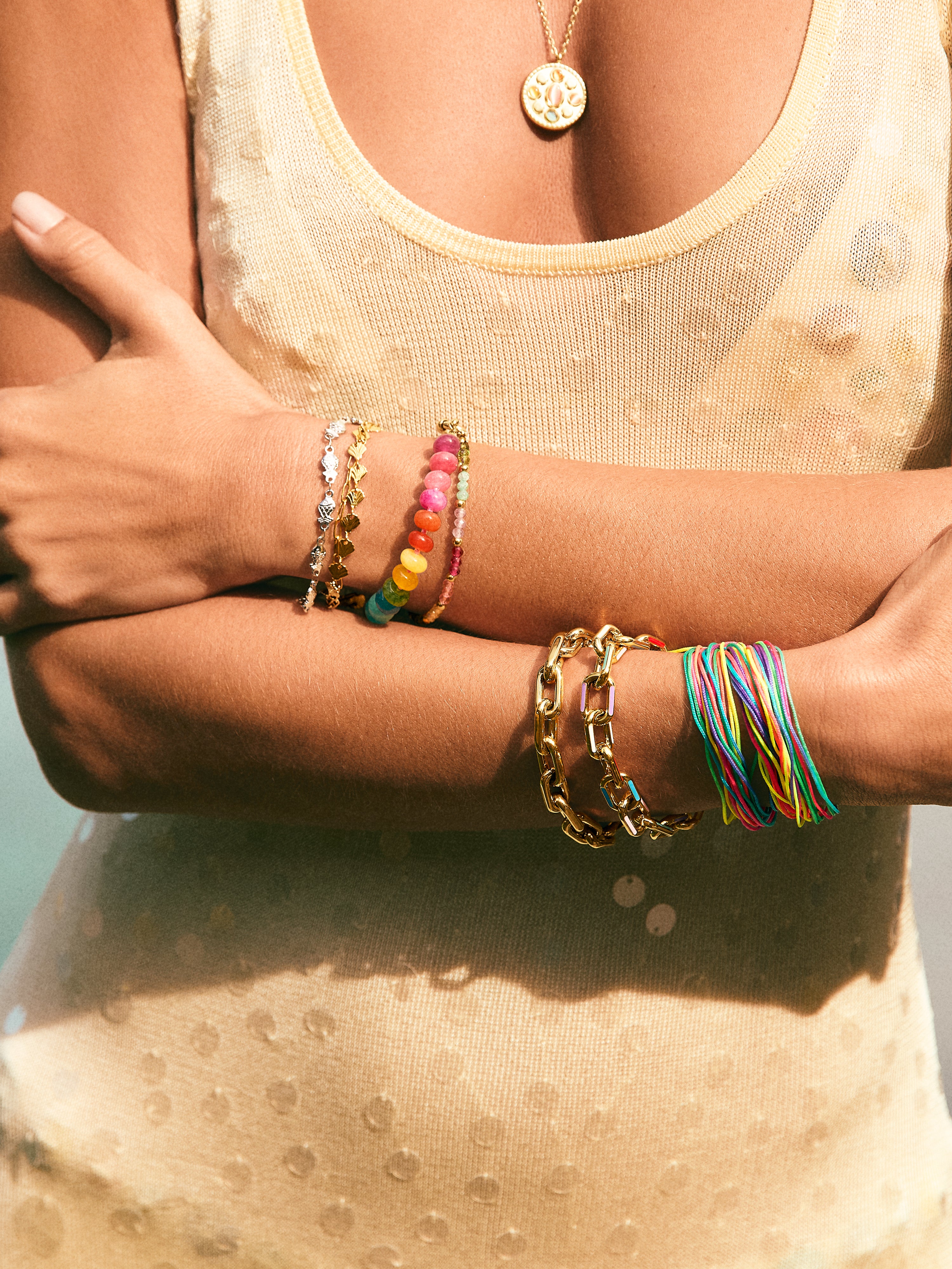 Pulsera Shells Acero Baño Oro