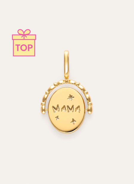 Double Mamá Lovely Heart Gold Medallion Charm