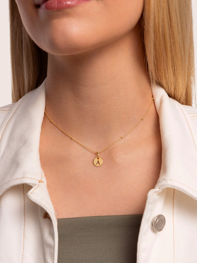 Mini Medallion Gold Letter