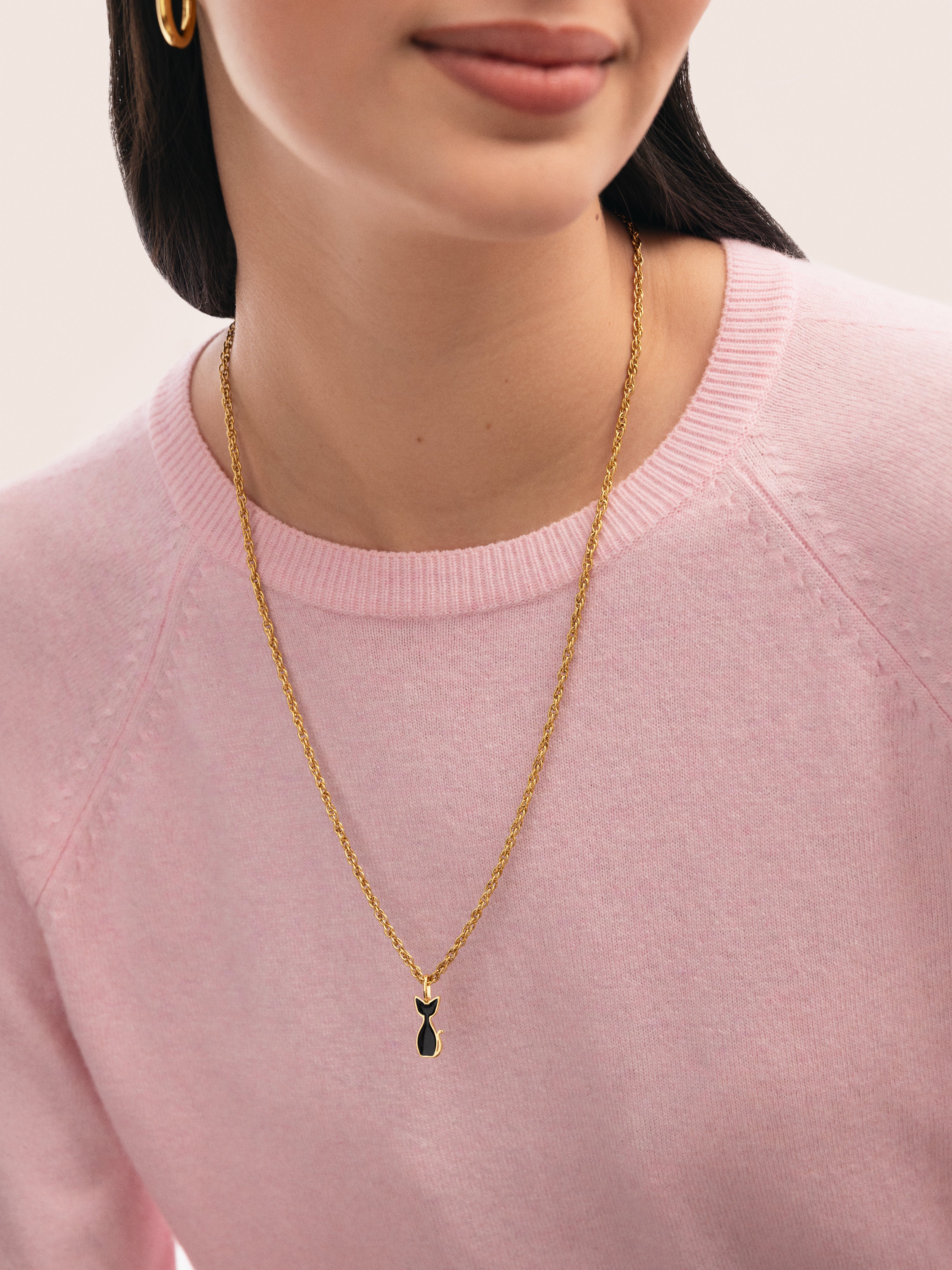 Charm Salem Gato Enamel Black Baño Oro