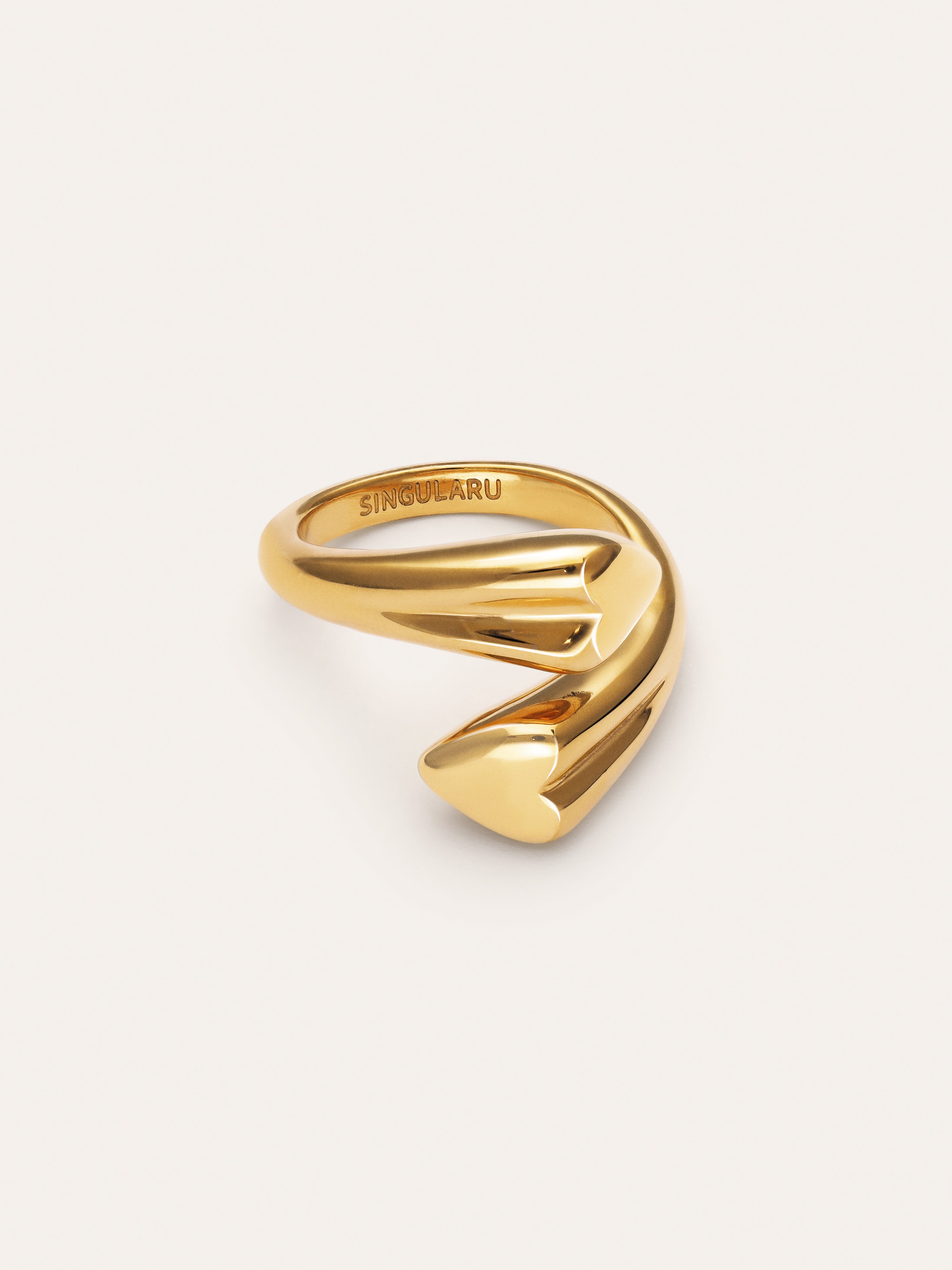 Abbraccio Amour Stainless Steel Gold Ring – SINGULARU