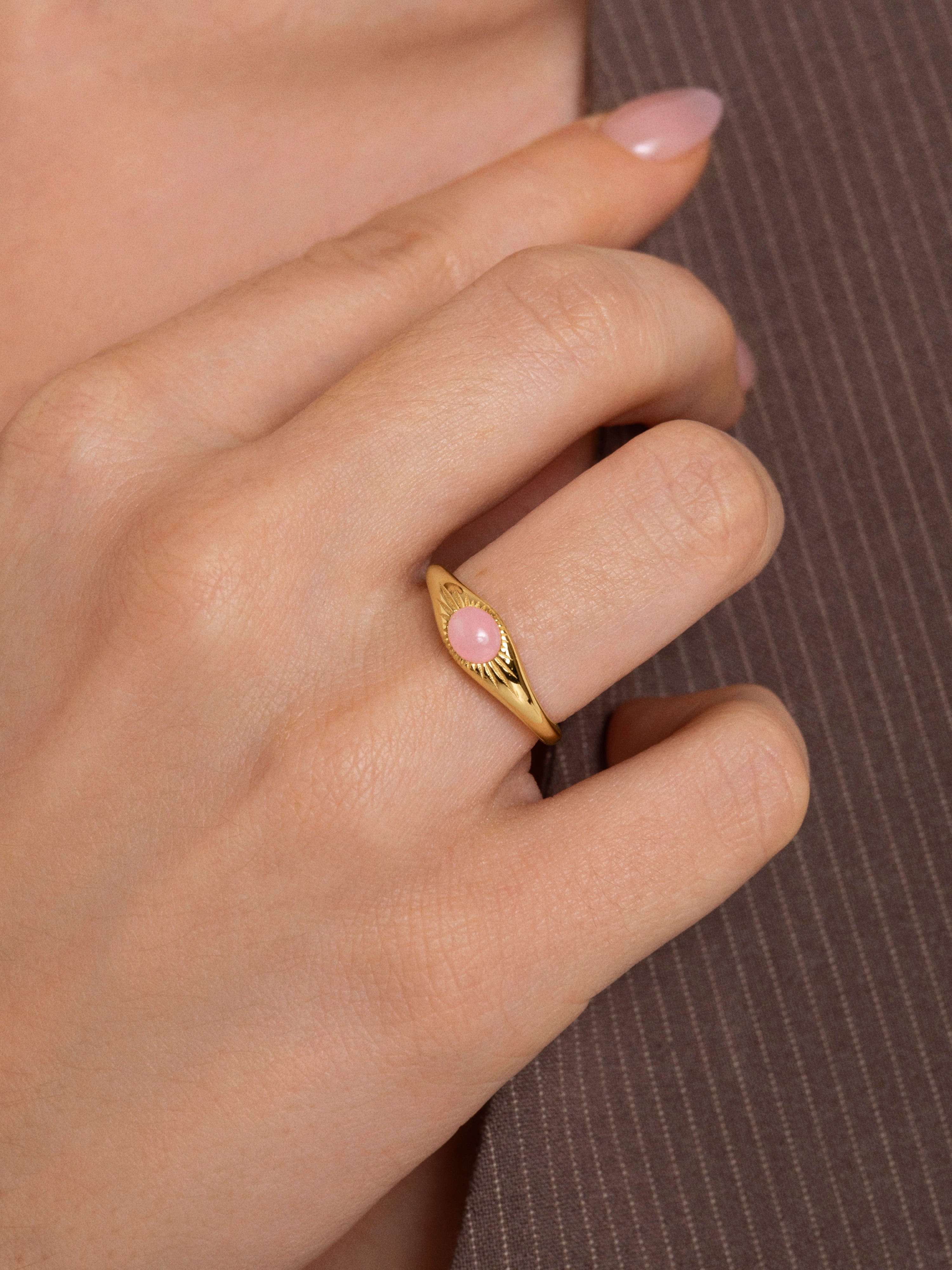 Olivia Rose Quartz Gold Ring