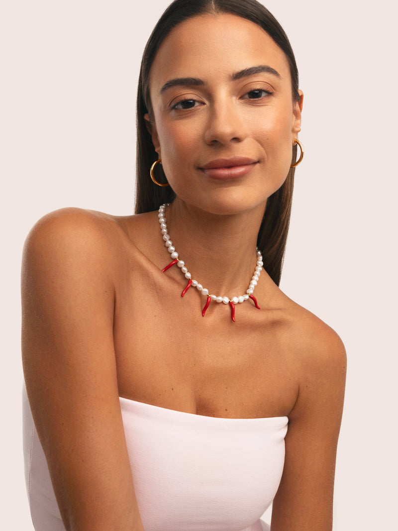 Chilli Pearl Stainless Steel Gold Necklace