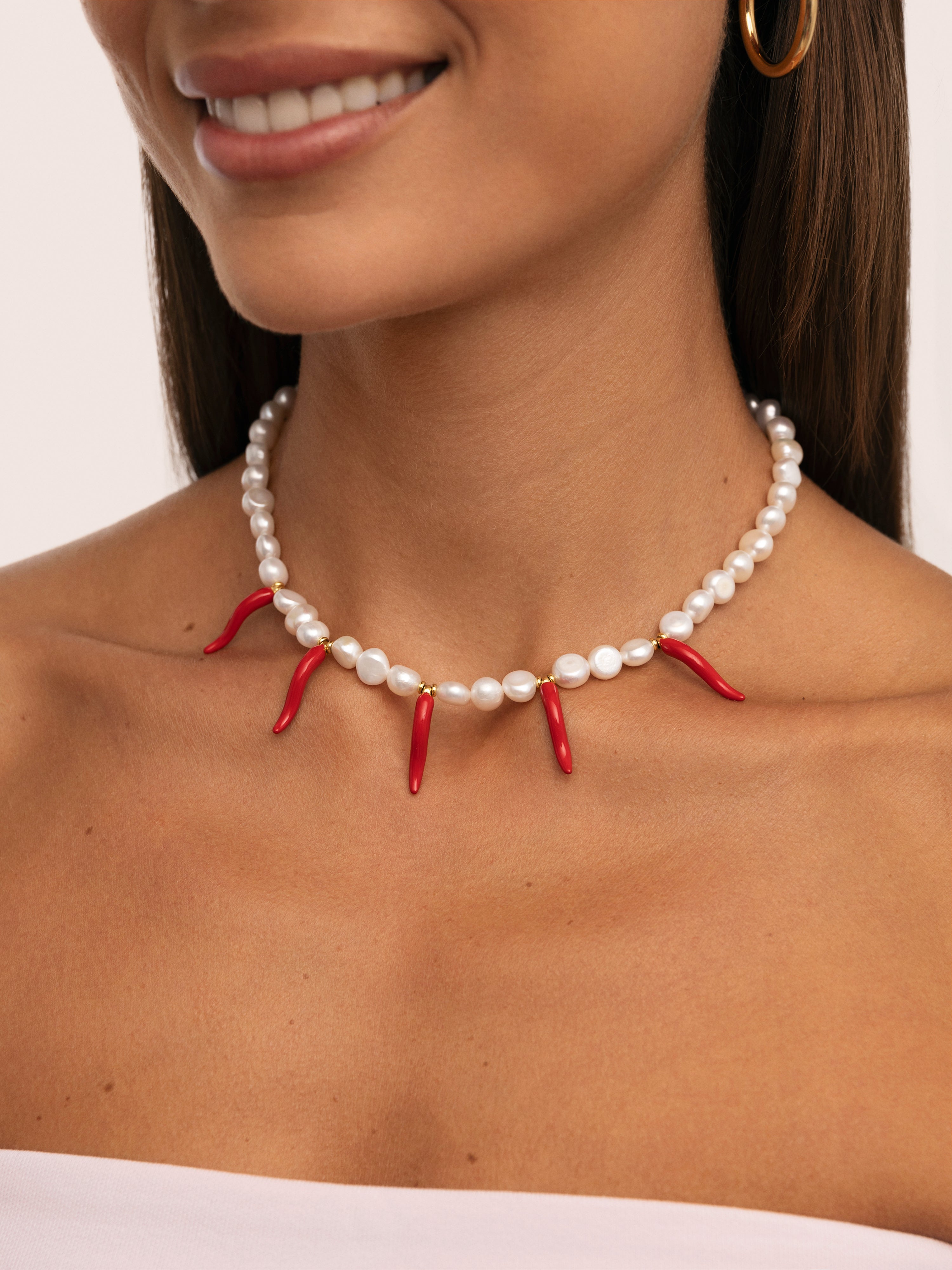 Chilli Pearl Stainless Steel Gold Necklace