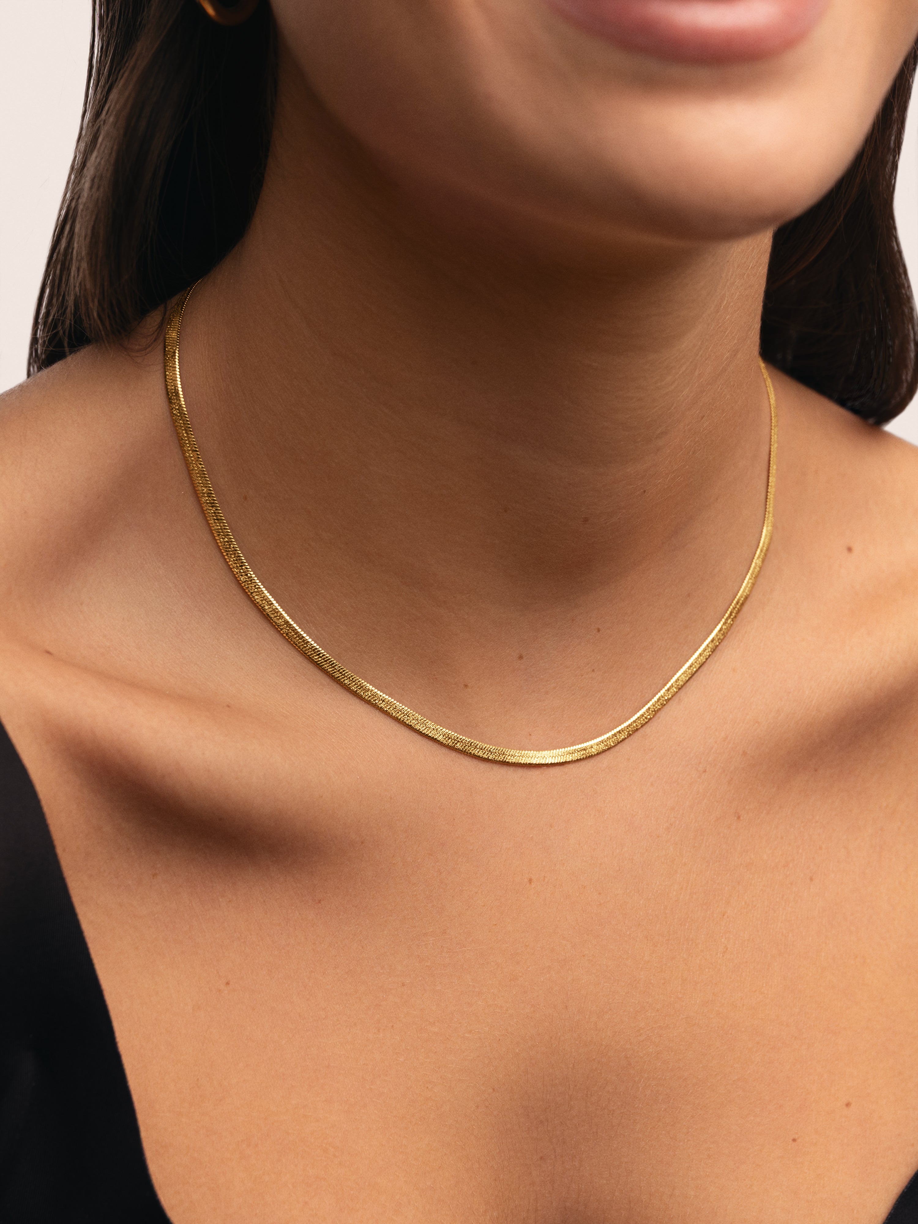 Lisse Sparkling Stainless Steel Gold Necklace