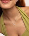 Collar Moonset Acero - puesto en modelo