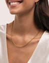 Collar Rosario Acero Baño Oro - puesto en modelo