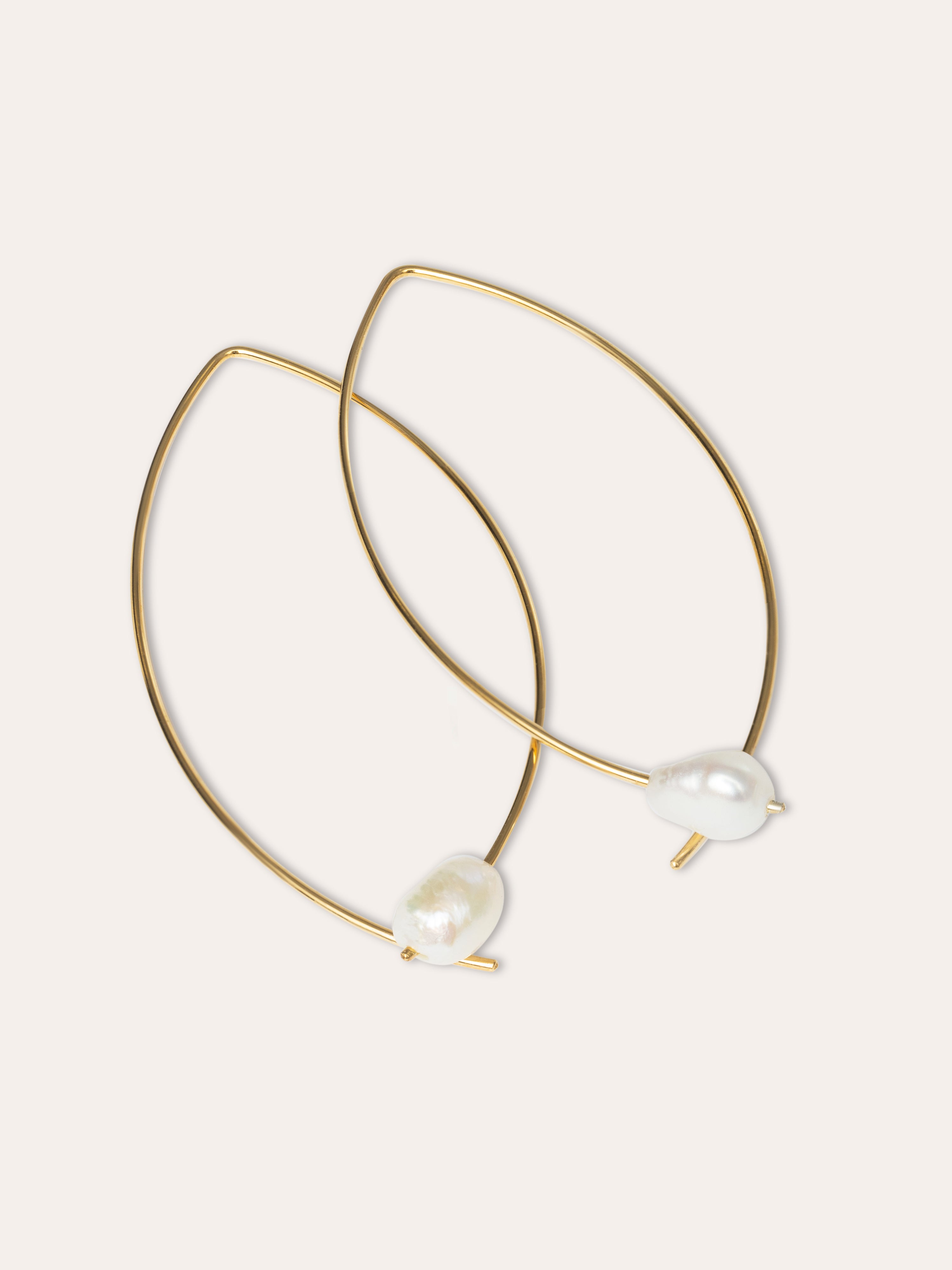 Arch Bean Pearl Gold Earrings 