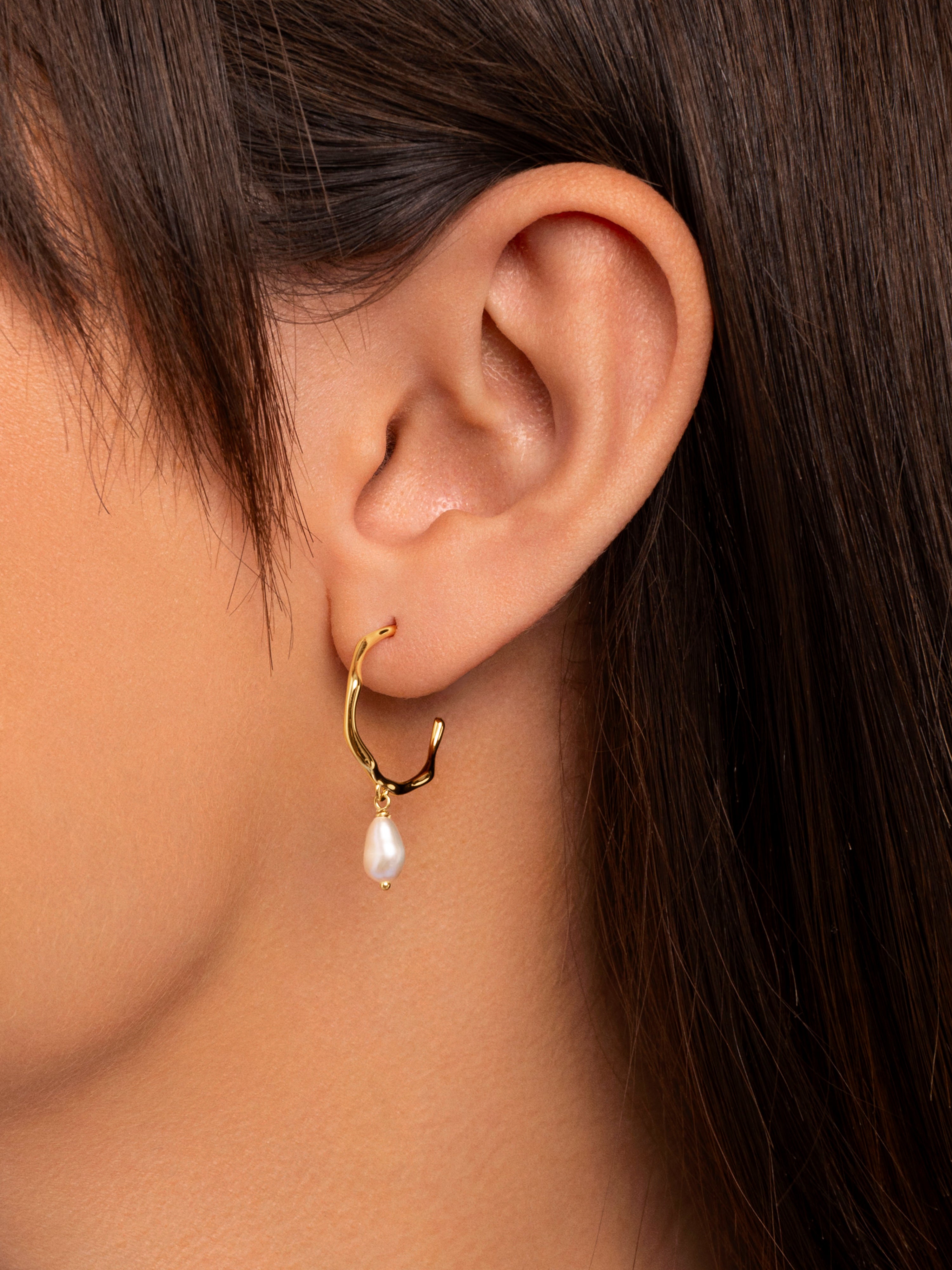 Menorca Pearl Hoop Gold Earrings