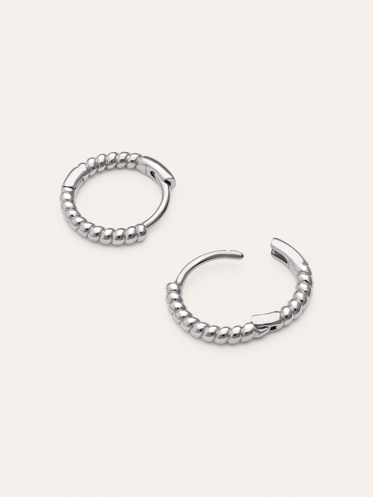 Imagen detalle de Hoop Earrings Twist Steel