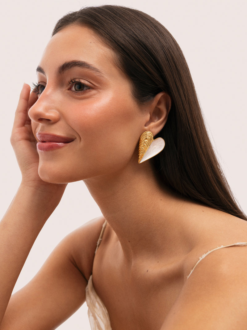 Earrings Mussel Enamel Steel 18kt Gold Plated