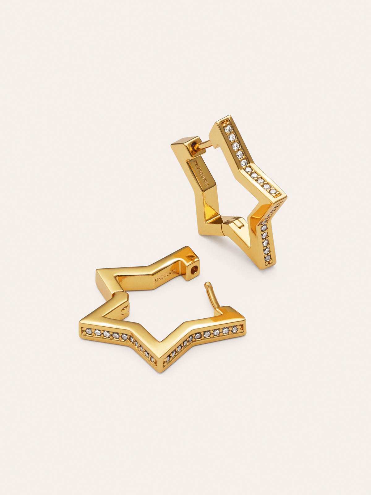 Imagen detalle de Pendientes Superstar Sparks Baño Oro