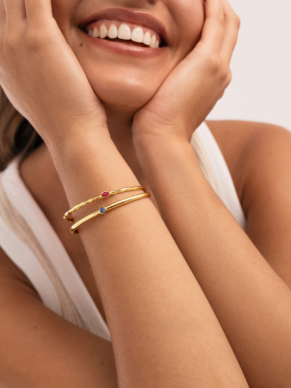 Alma Kyanite Gold-Plated Cuff Bracelet - vista 4