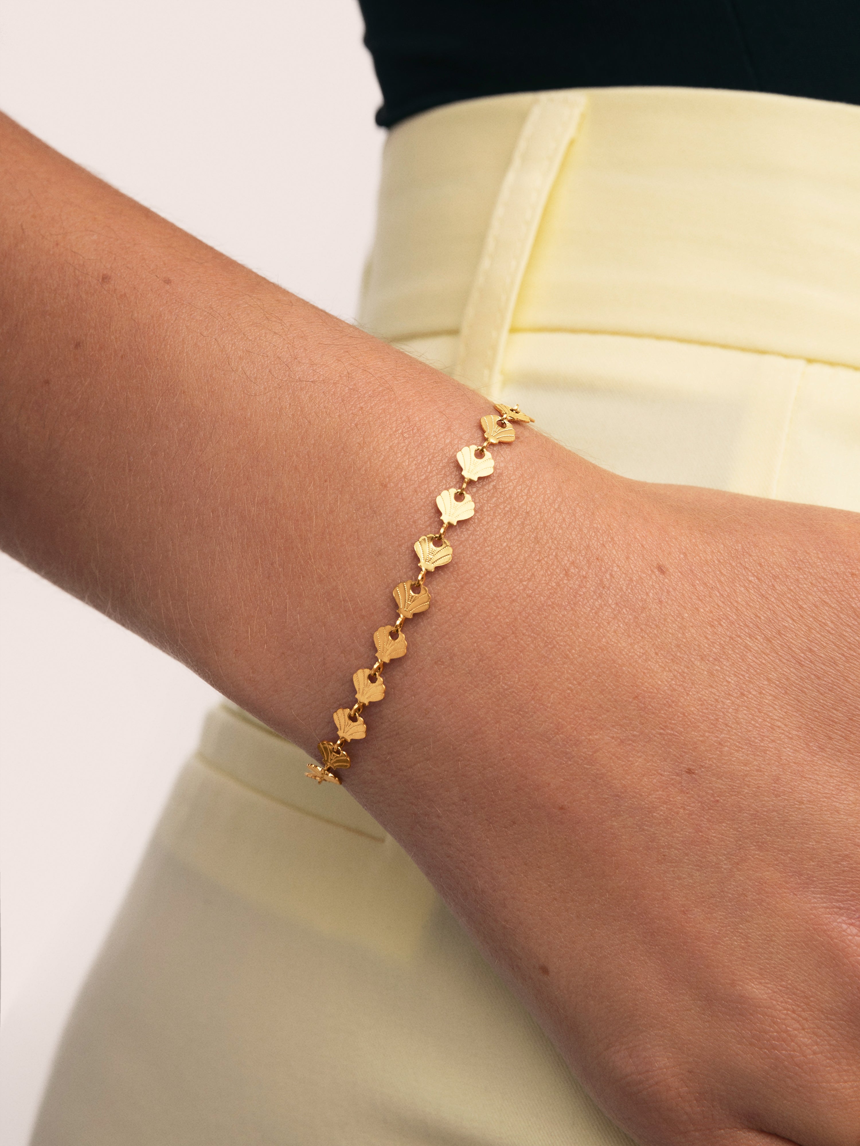 Pulsera Shells Acero Baño Oro