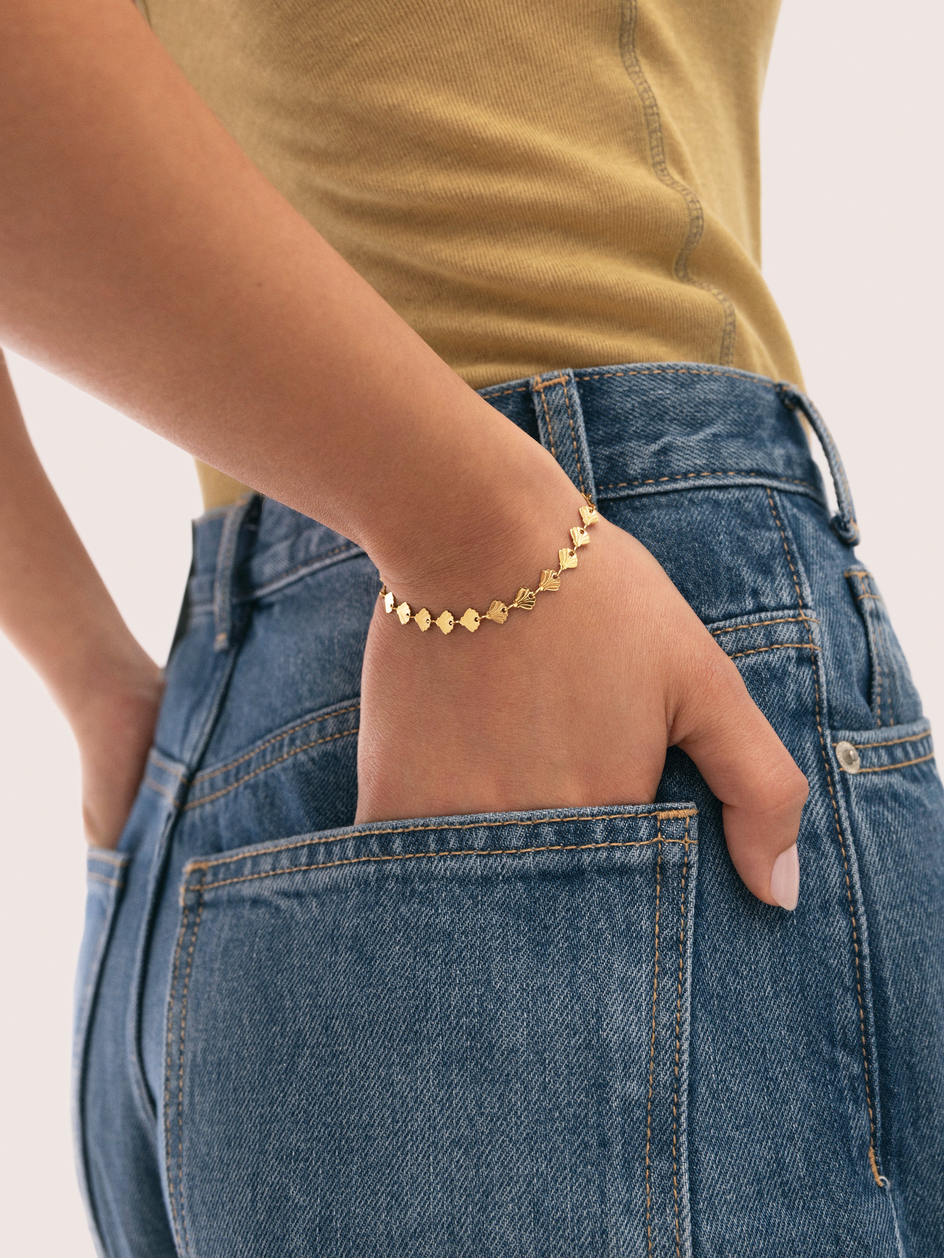 Pulsera Shells Acero Baño Oro