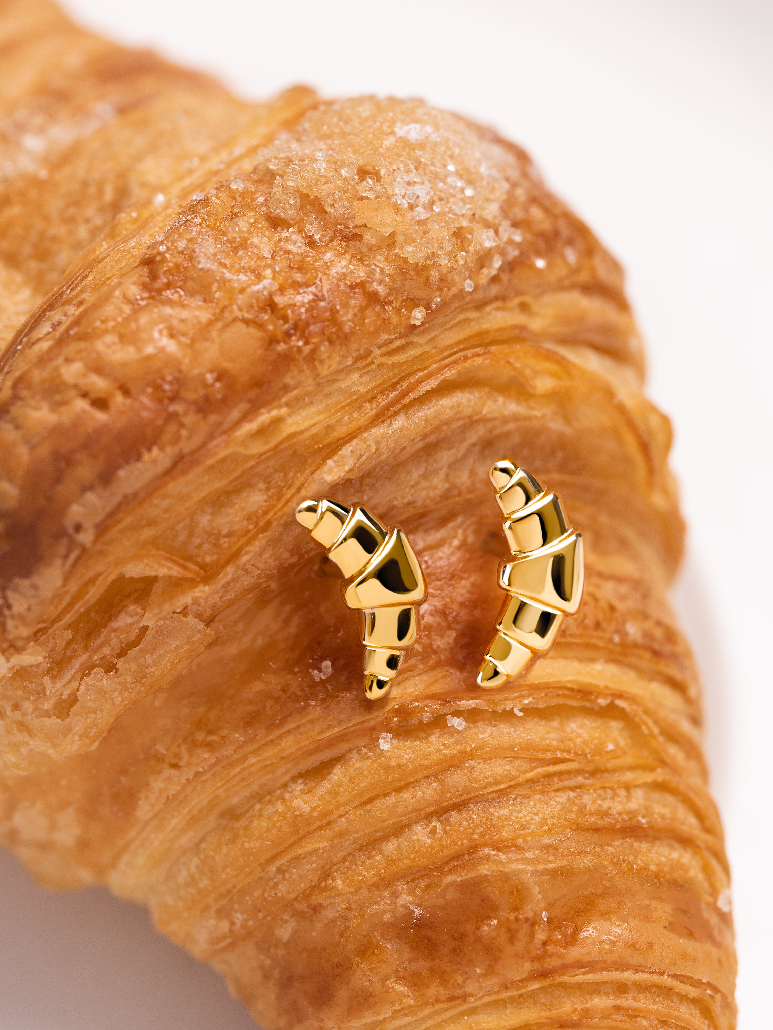 Croissant Gold Single Earring 