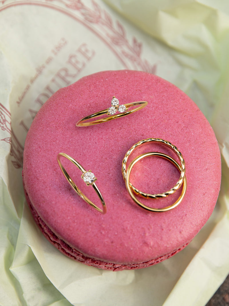 Single Spark Gold Ring