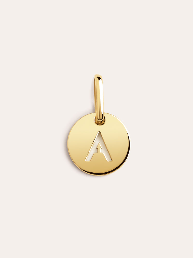 Mini Medallion Gold Letter