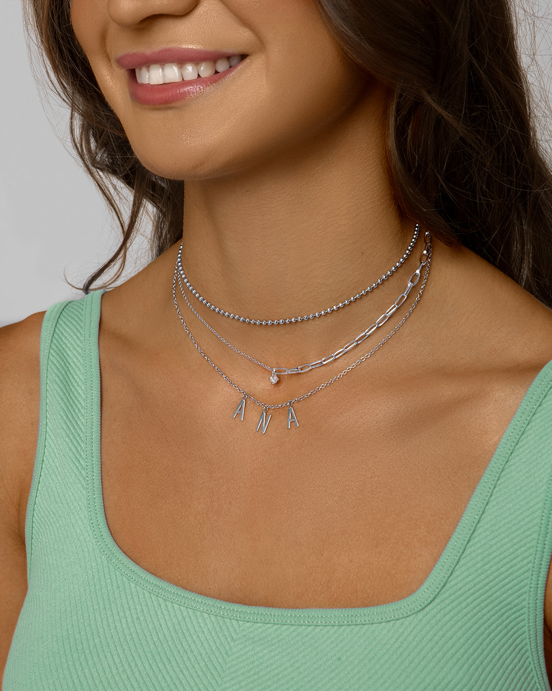 Collar Pebbles Puesta