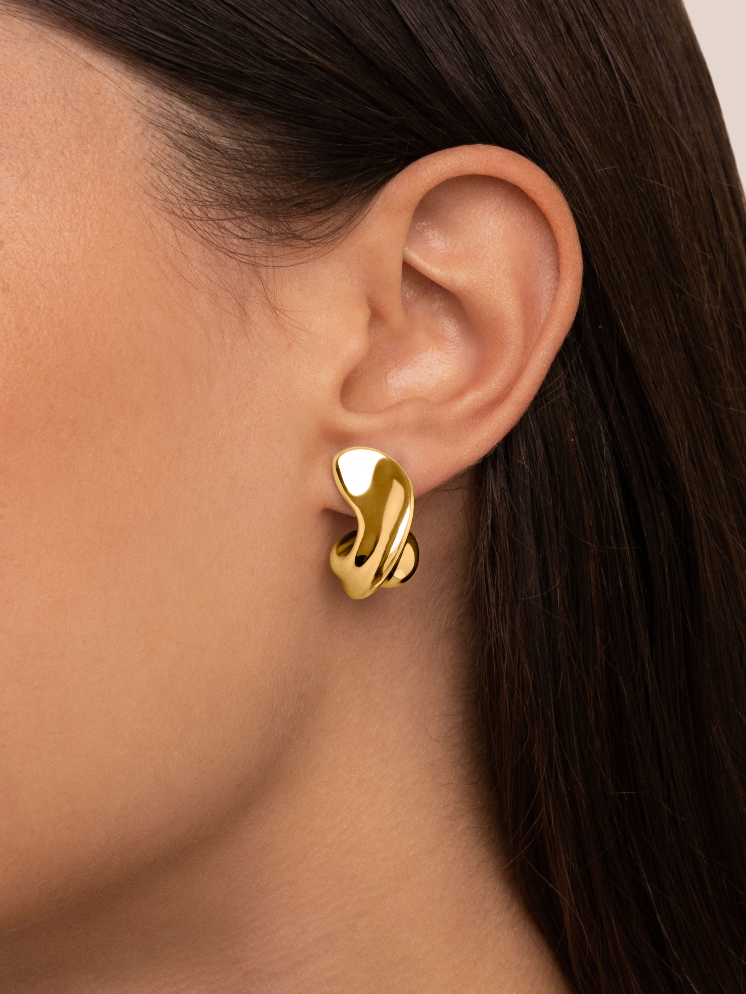Hari Gold Earrings