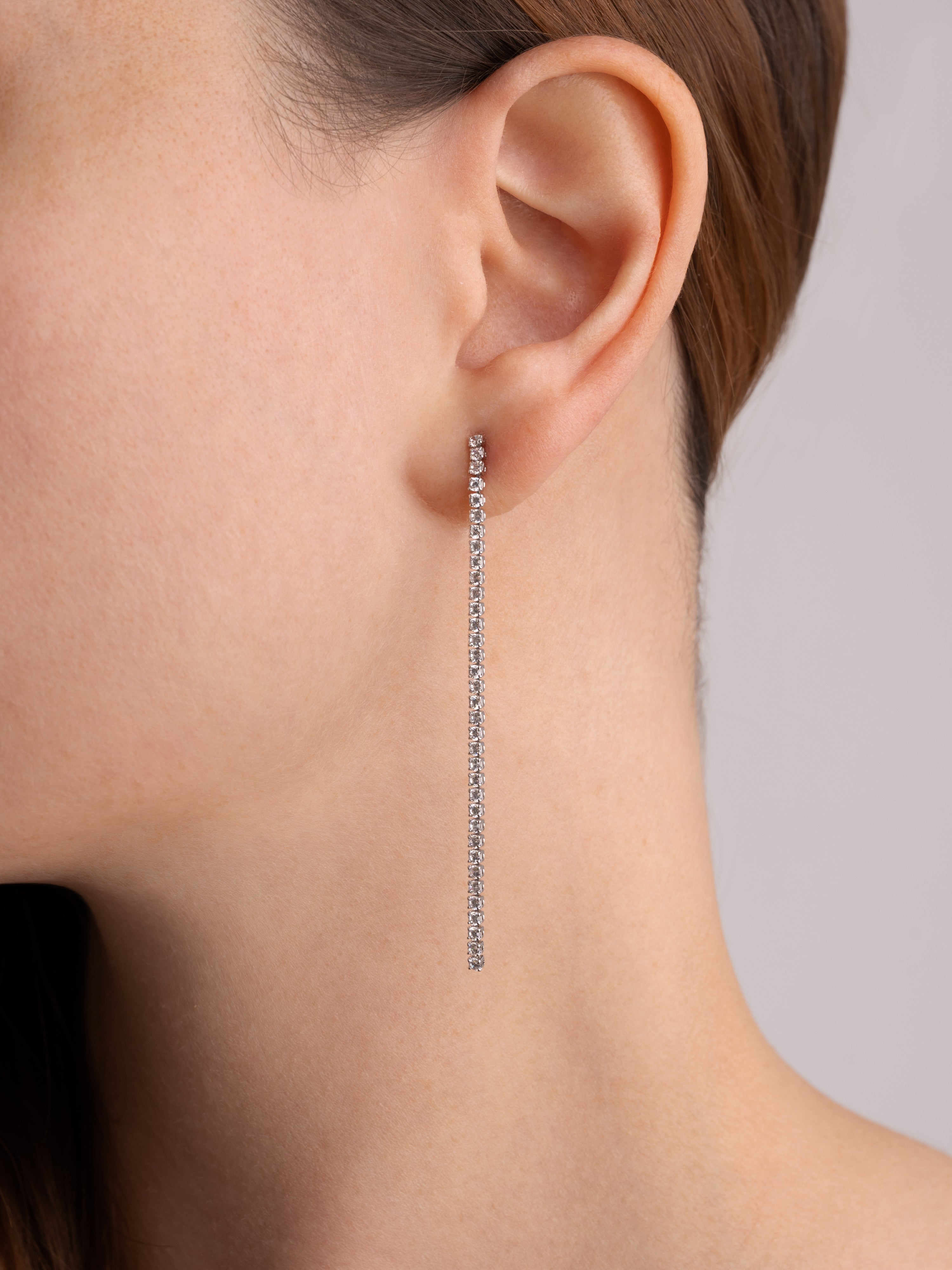 Pendientes Riviere White