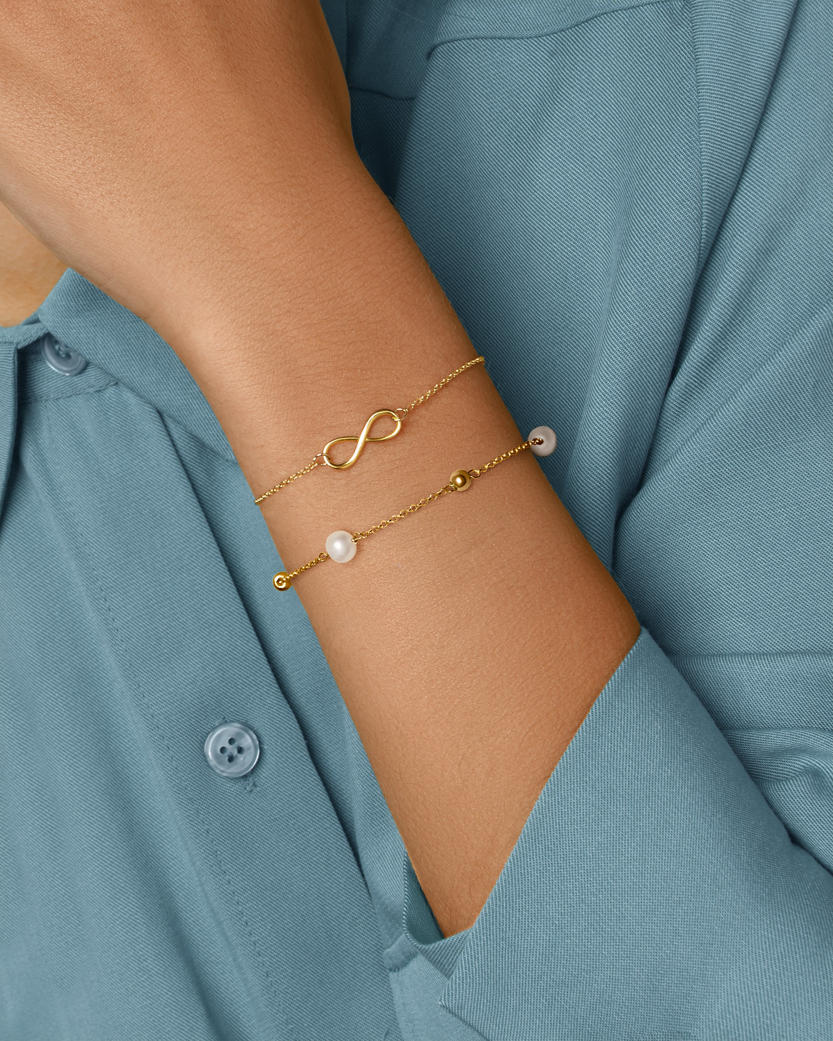 Pulsera Mini Pearls Oro Puesta