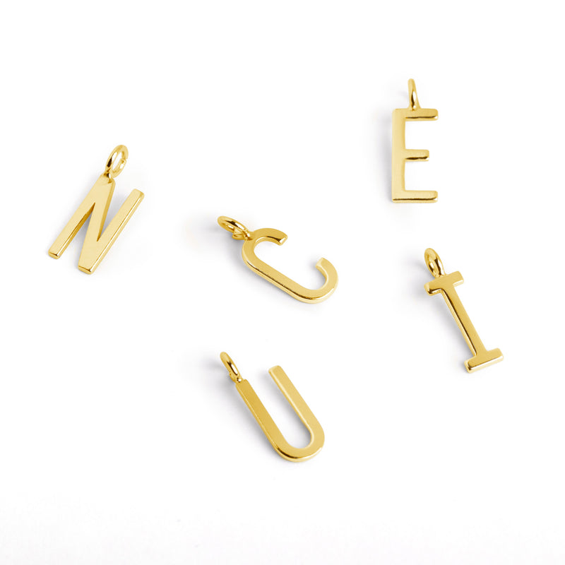 Inicial Collar Personalizado Letters Oro P